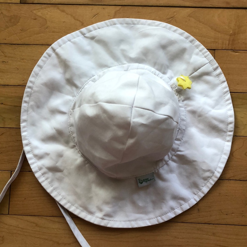 White and Yellow Sun Hat with Floral Accent
